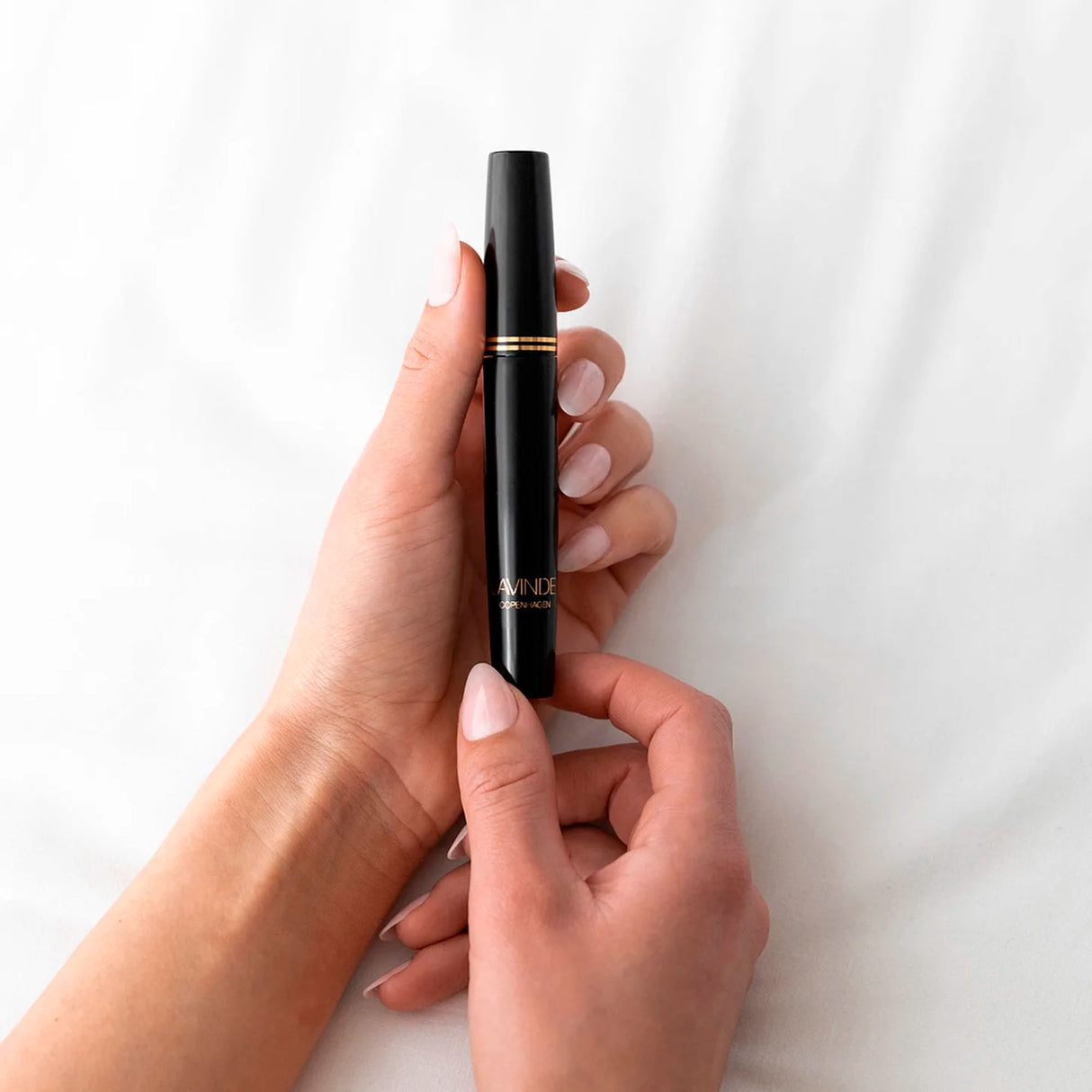 Lavinde Copenhagen Beyond Volume & Curl Mascara Waterproof | 6 ml fra Lavinde Copenhagen på Mecindo.dk