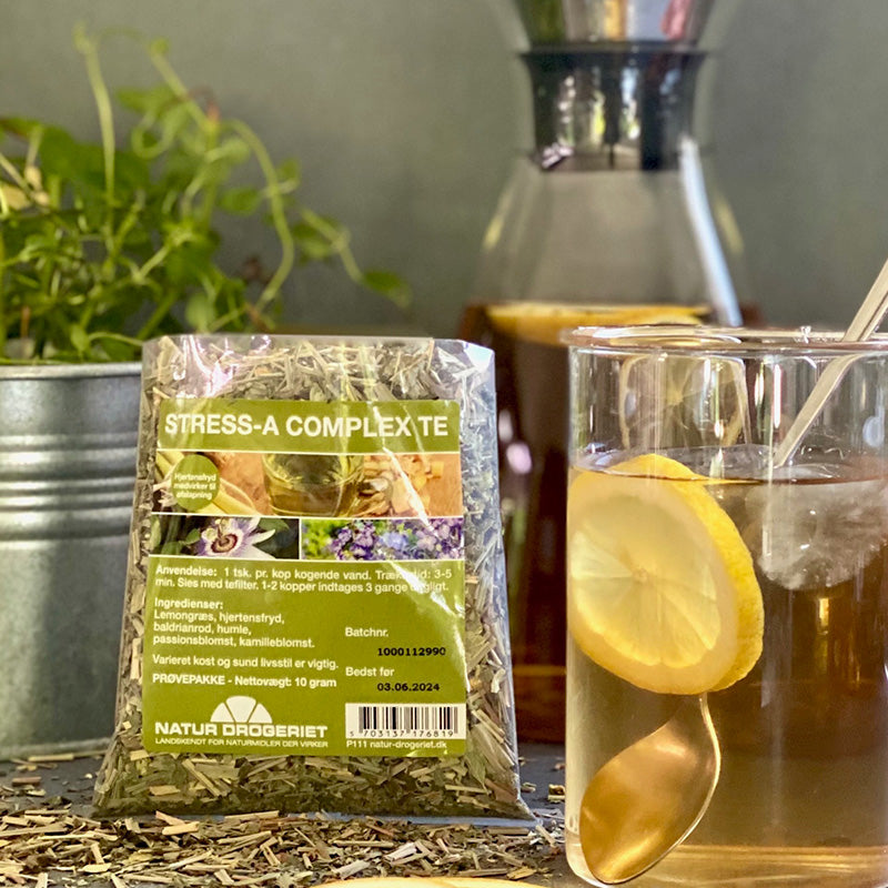 Natur-Drogeriet Stress-a Complex Te | 100 gr fra Natur-Drogeriet på Mecindo.dk