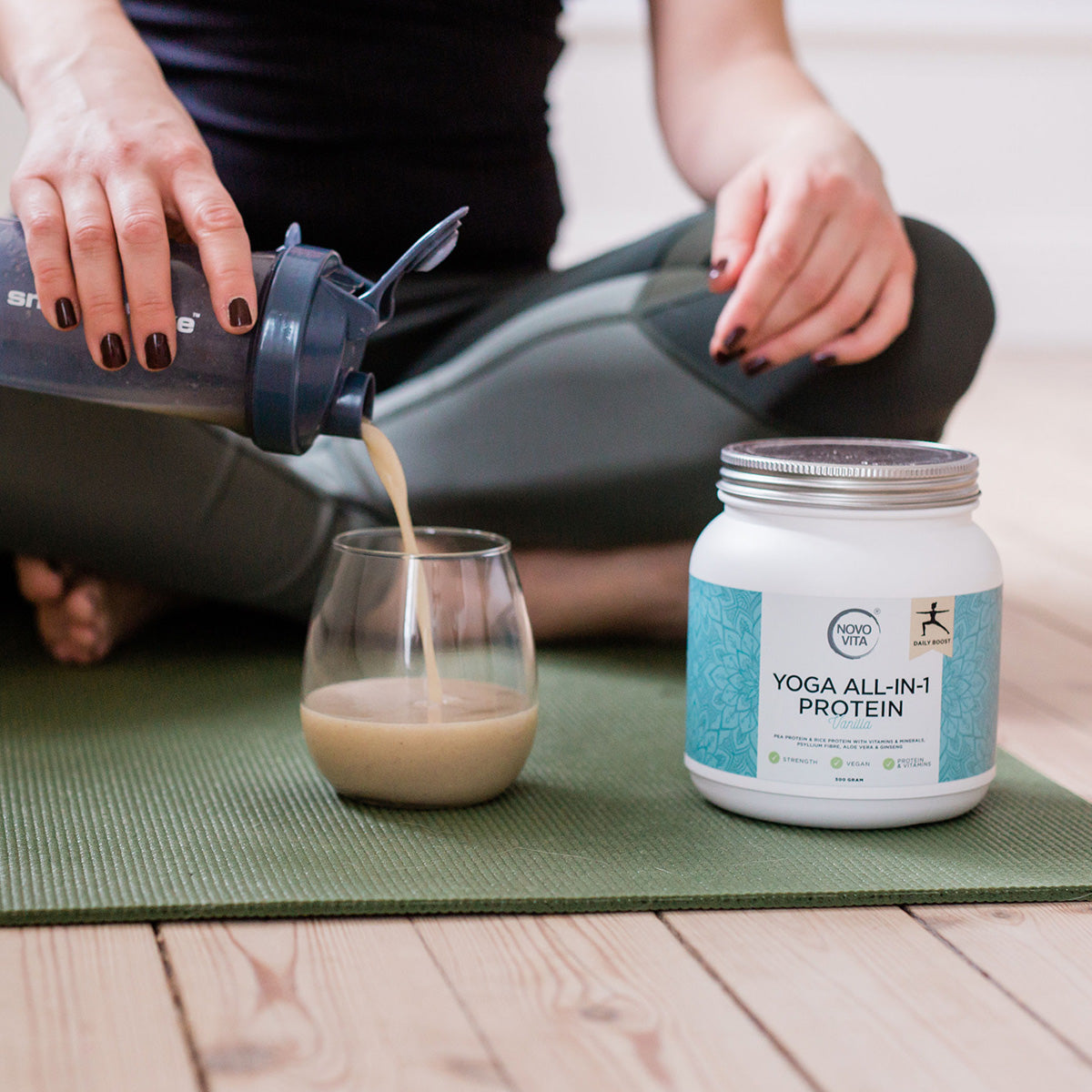 Novo Vita Yoga All-in-1 Protein Med Vaniljesmag | 500 gr fra Novo Vita på Mecindo.dk