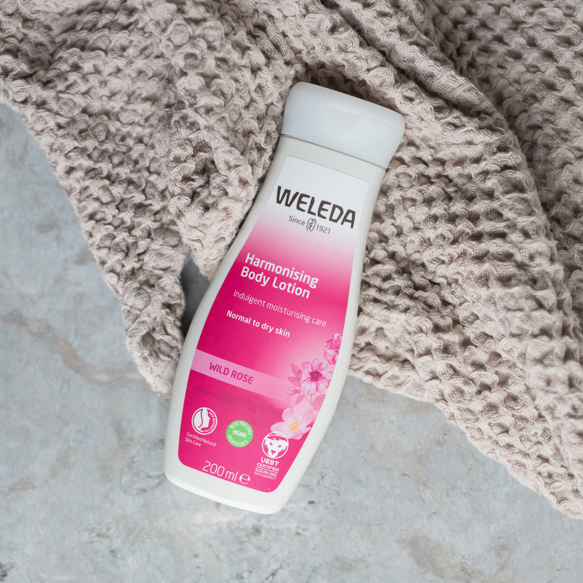Weleda Body Lotion Harmonising Wild Rose | 200 ml fra Weleda på Mecindo.dk