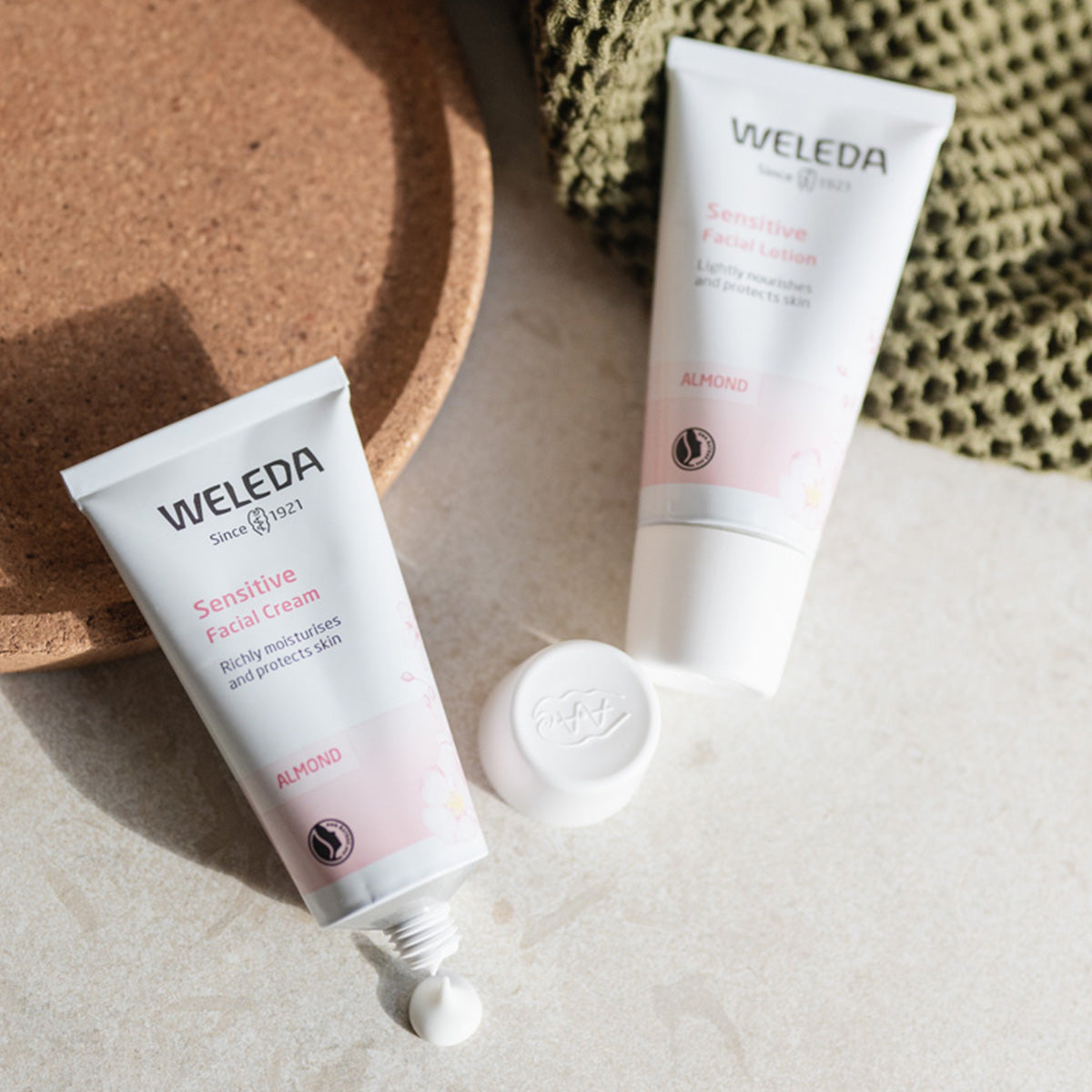 Weleda Facial Lotion Almond Soothing | 30 ml fra Weleda på Mecindo.dk