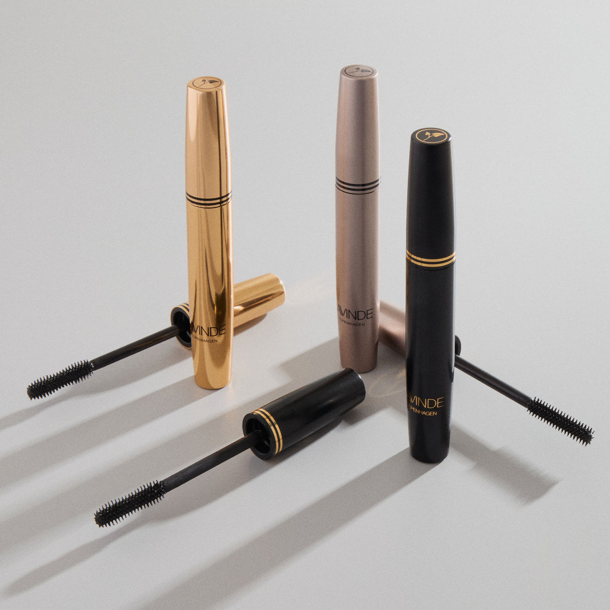 Lavinde Copenhagen Beyond Volume & Curl Mascara Waterproof | 6 ml fra Lavinde Copenhagen på Mecindo.dk