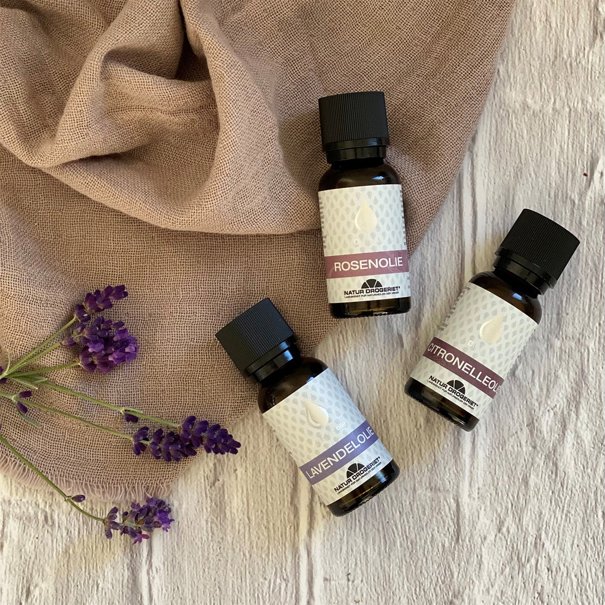 Natur-Drogeriet Citronelleolie Æterisk | 20 ml fra Natur-Drogeriet på Mecindo.dk