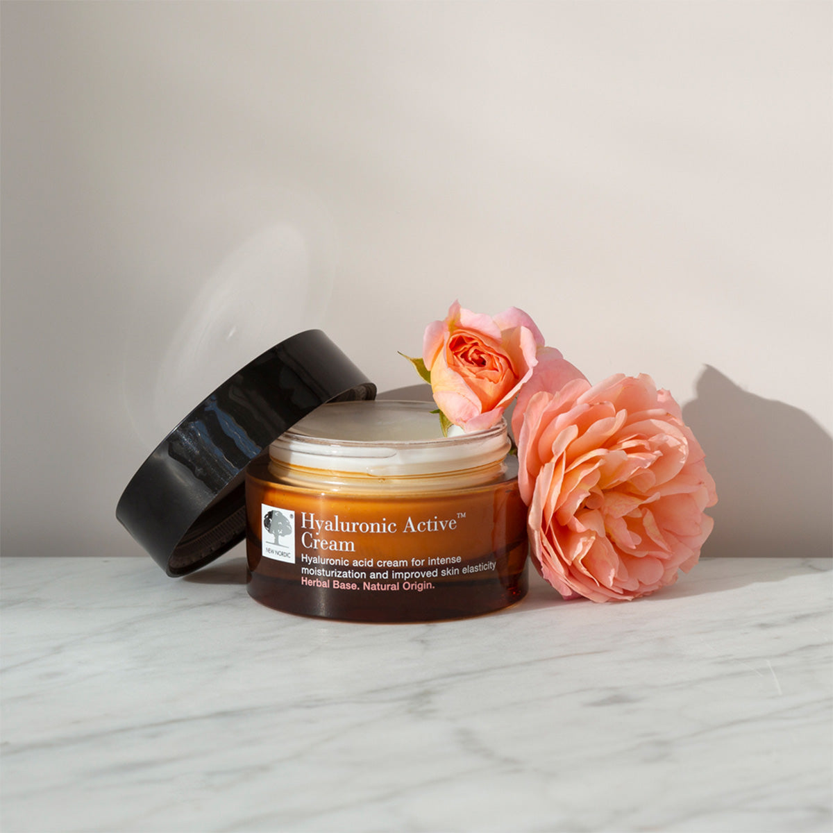 New Nordic Hyaluronic Active Cream | 50 ml fra New Nordic på Mecindo.dk