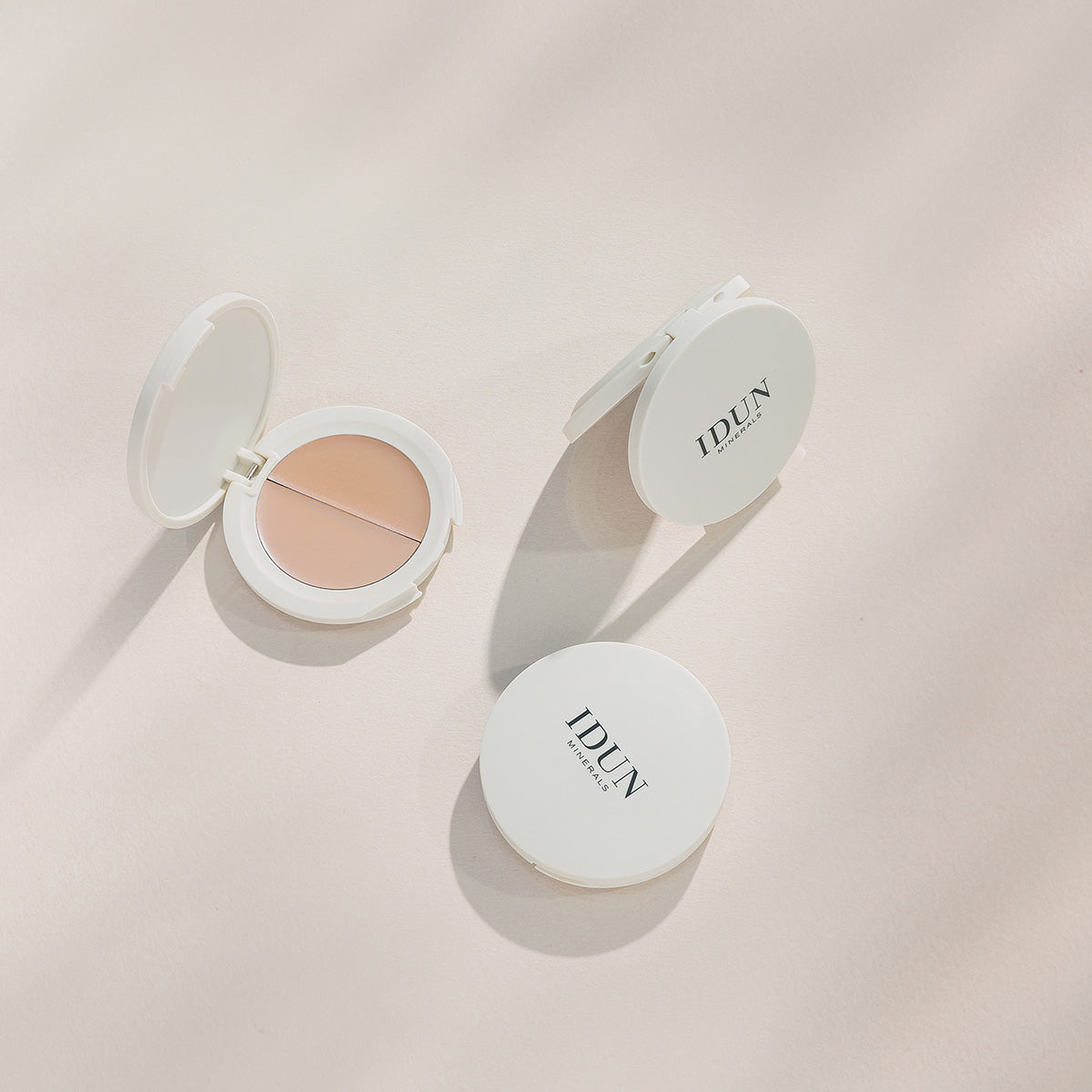 IDUN minerals Duo Concealer (2 gr) | Strandgyllen 020 fra IDUN minerals på Mecindo.dk