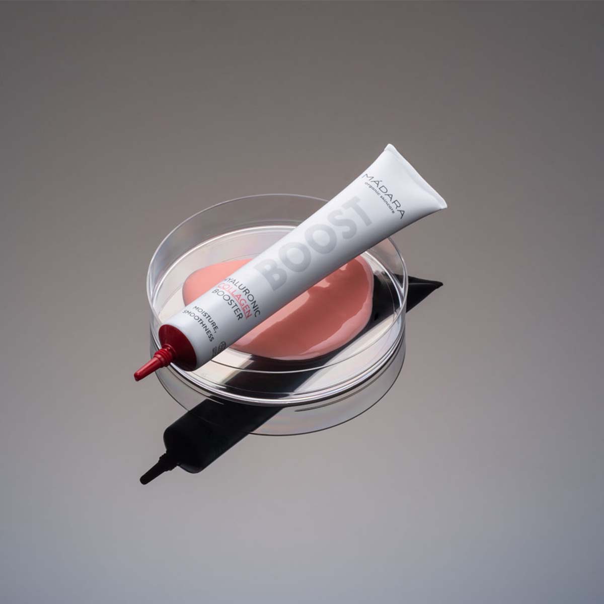 Madara Boost Hyaluronic Collagen Booster | 25 ml fra Madara på Mecindo.dk