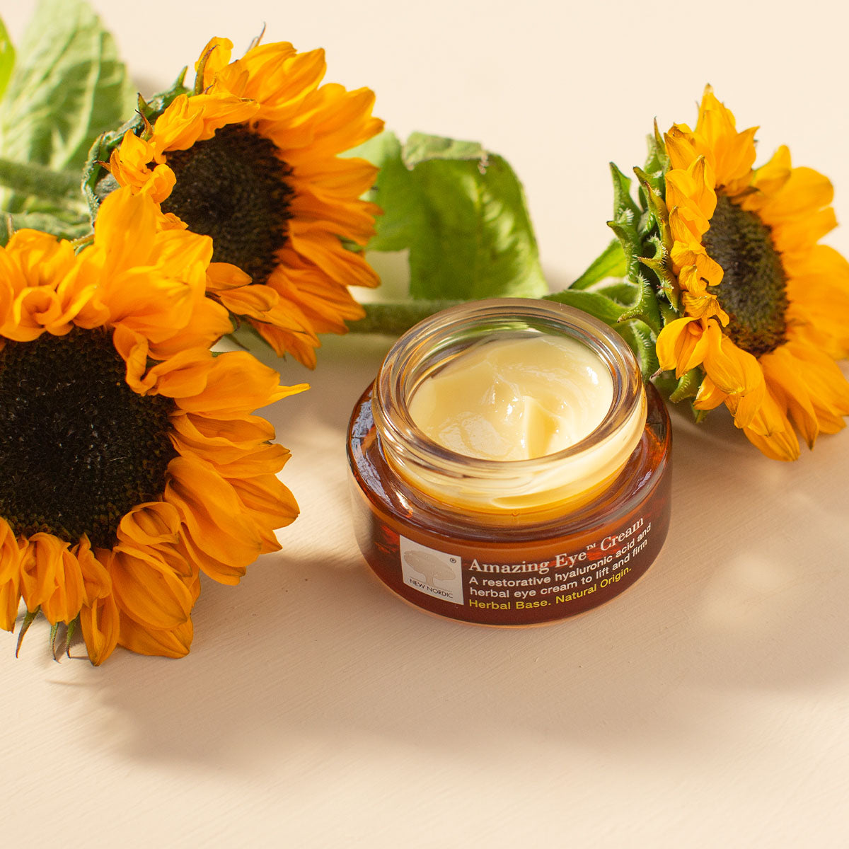 New Nordic Amazing Eye Cream | 15 ml fra New Nordic på Mecindo.dk