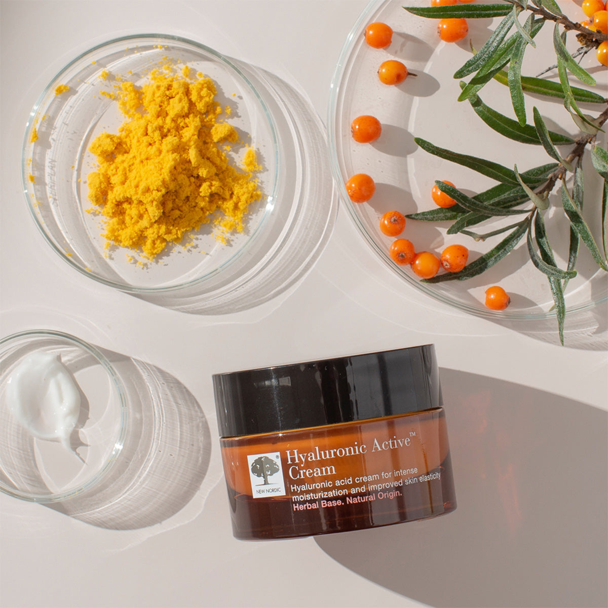New Nordic Hyaluronic Active Cream | 50 ml fra New Nordic på Mecindo.dk