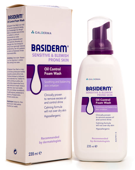 Basiderm Oil Control Foam Wash | 235 ml fra Otinova på Mecindo.dk