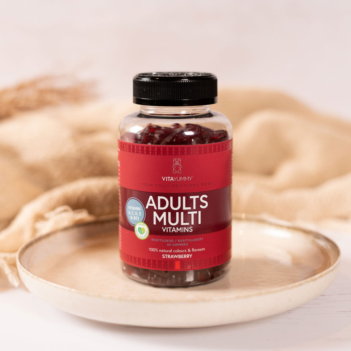 VitaYummy Adults Multi Strawberry | 60 vingummier fra VitaYummy på Mecindo.dk