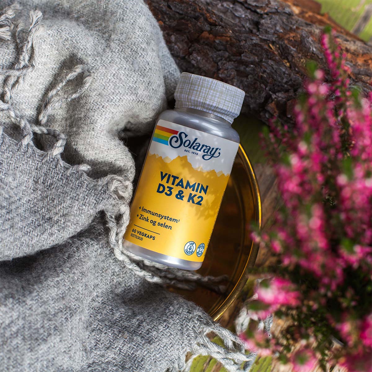 Solaray Vitamin D3 & K2 | 60 kapsler fra Solaray på Mecindo.dk