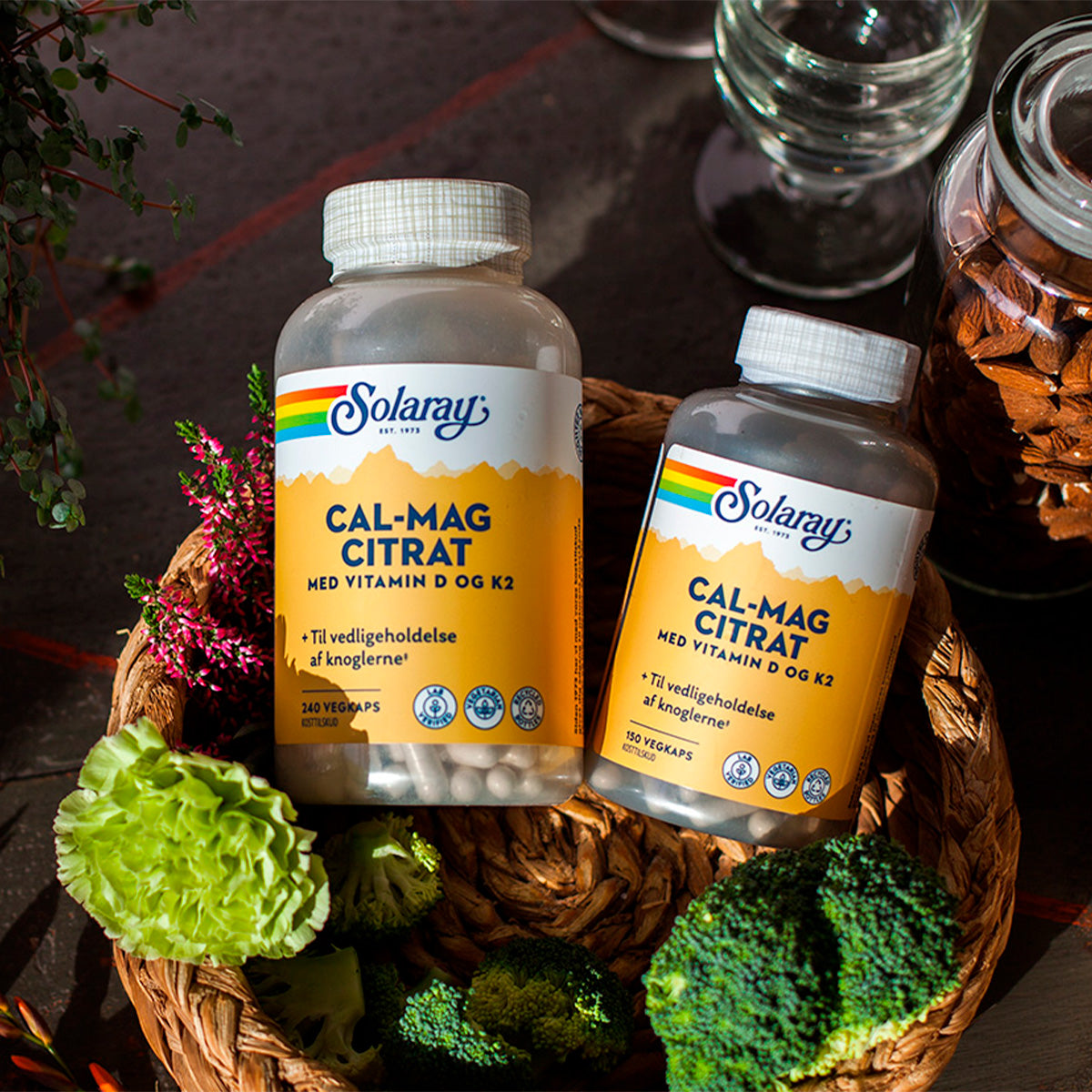 Solaray Cal-mag Citrat Med Vitamin D Og K2 | 240 kapsler fra Solaray på Mecindo.dk