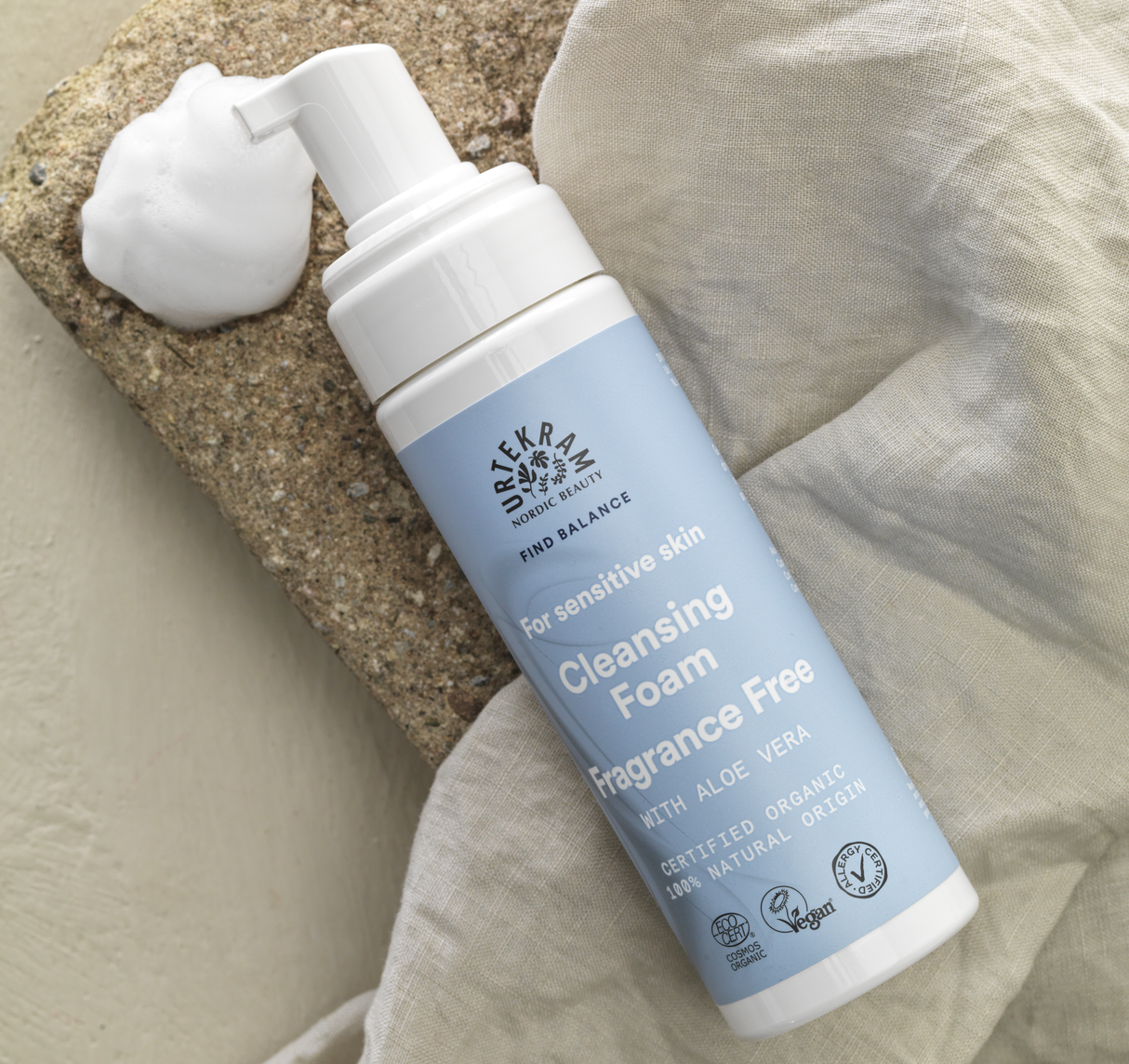 Urtekram Cleansing Foam Fragrance Free | 150 ml fra Urtekram på Mecindo.dk