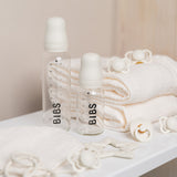 BIBS Baby Glass Bottle Complete Set Latex 225ml Ivory fra BIBS på Mecindo.dk