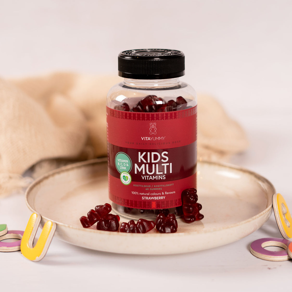 VitaYummy Kids Multivitamin Strawberry | 60 vingummier fra VitaYummy på Mecindo.dk