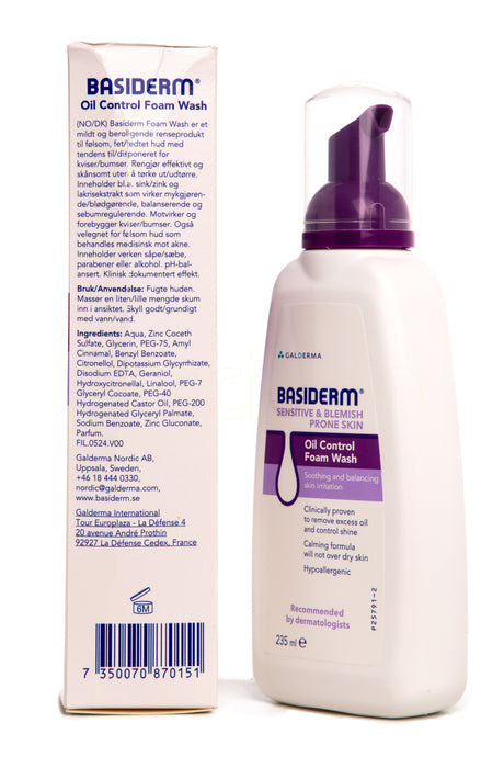 Basiderm Oil Control Foam Wash | 235 ml fra Otinova på Mecindo.dk